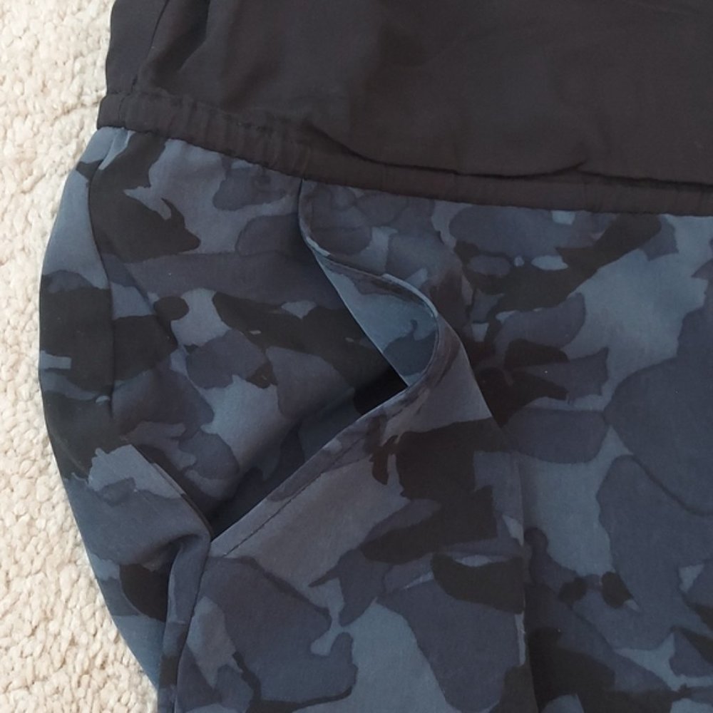 DKNY Sleeveless Camo Drawstring-Waist Jumpsuit in Blue & Black Sz L - Picture 6 of 14